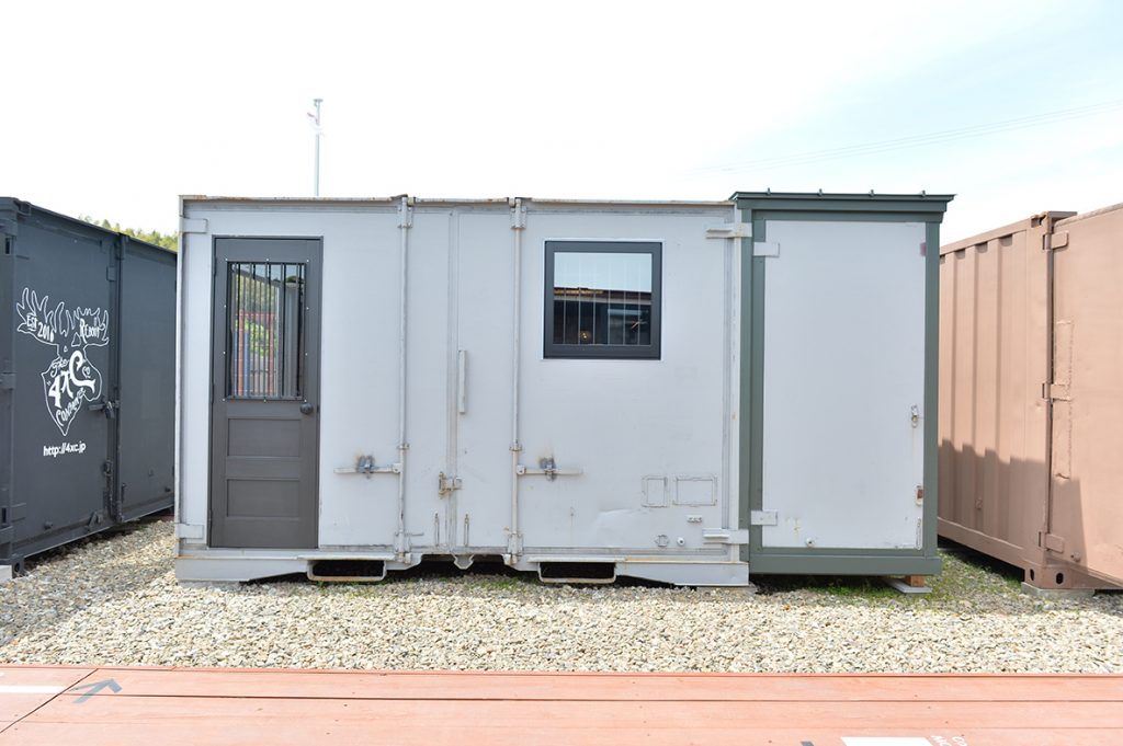 011【フルビルド】黒皮鉄に囲まれた入りたくなる刑務所!?コンテナー