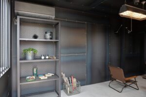 011【フルビルド】黒皮鉄に囲まれた入りたくなる刑務所!?コンテナー