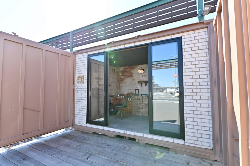 015【フルビルド】これって本物?少しアトラクショあるモルタルアートコンテナー