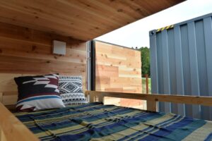 010【フルビルド】虫嫌いでも、寒い季節も楽しめるグランピングコンテナー